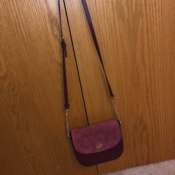 Handbags - Michael Kors Crossbody Purse